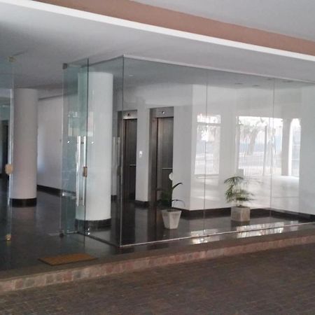 400 Av Libertador Luminoso Amplio Piscina Cochera Seguridad 24 Hs San Fernando Exterior photo